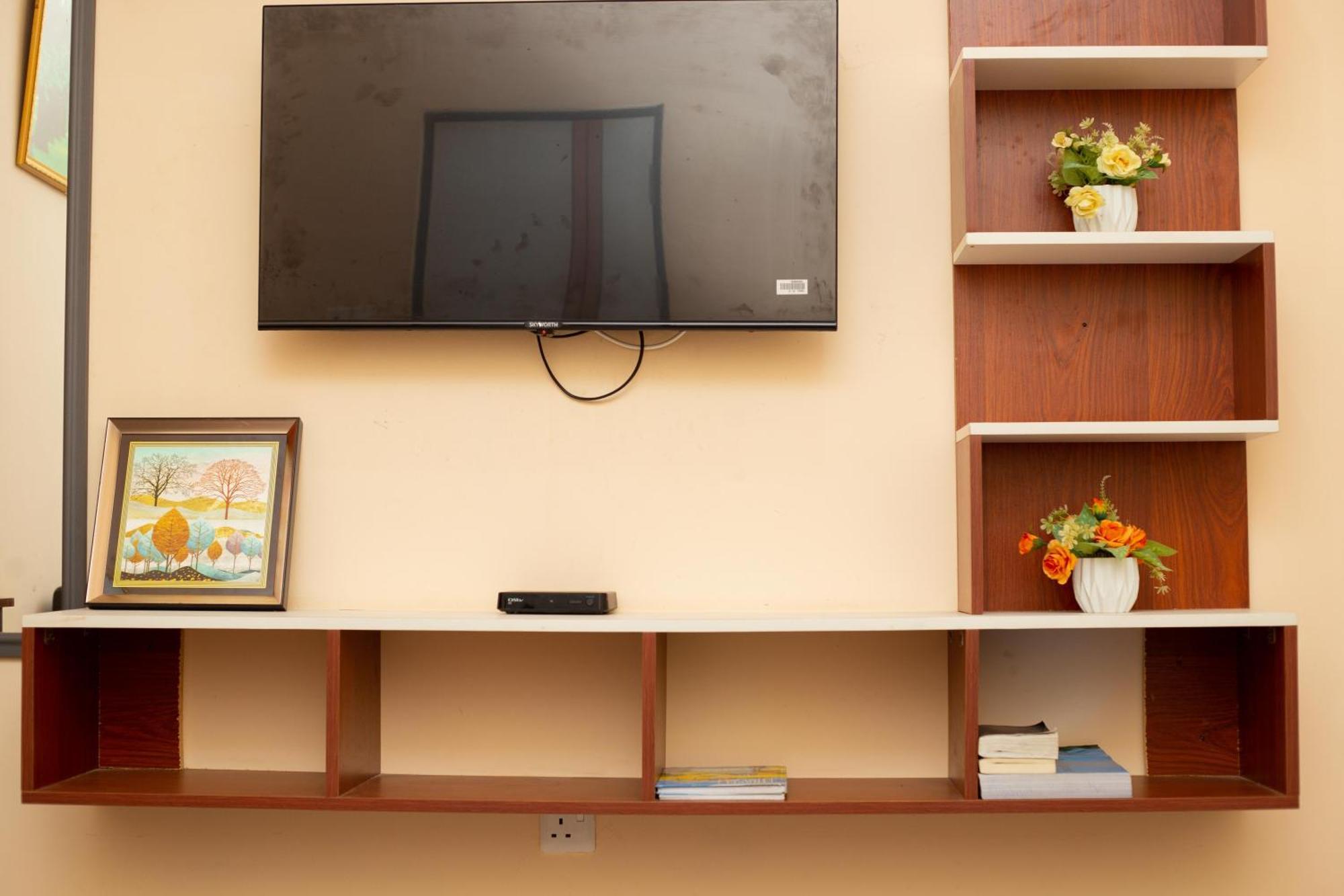 High Level Apartment Haatso Экстерьер фото