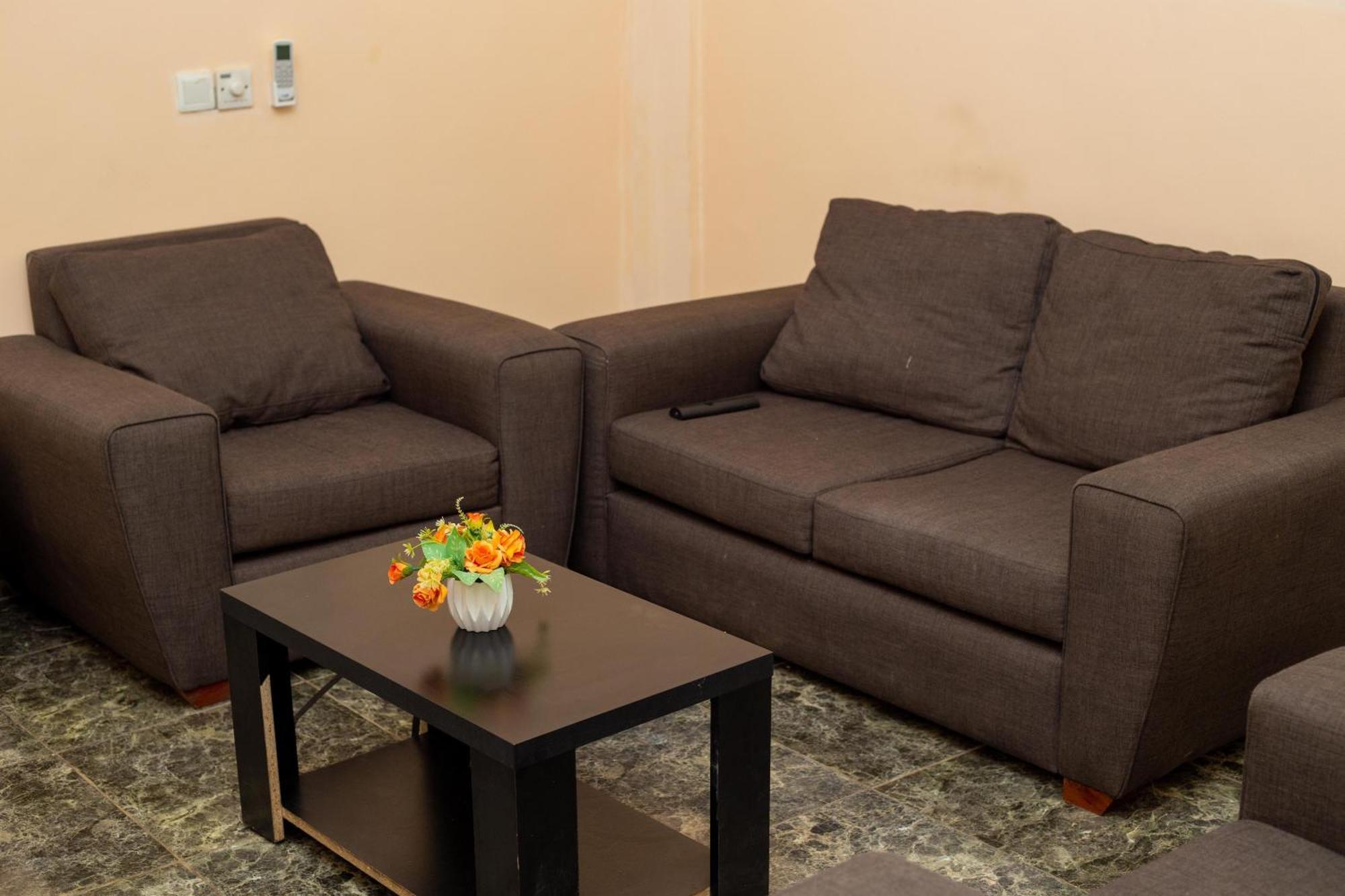 High Level Apartment Haatso Экстерьер фото